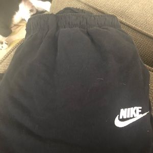 Men’s jogging shorts